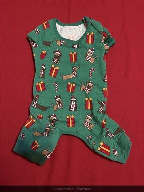 Green Holiday Puppy Print One-Piece Pajama Dog Clothe